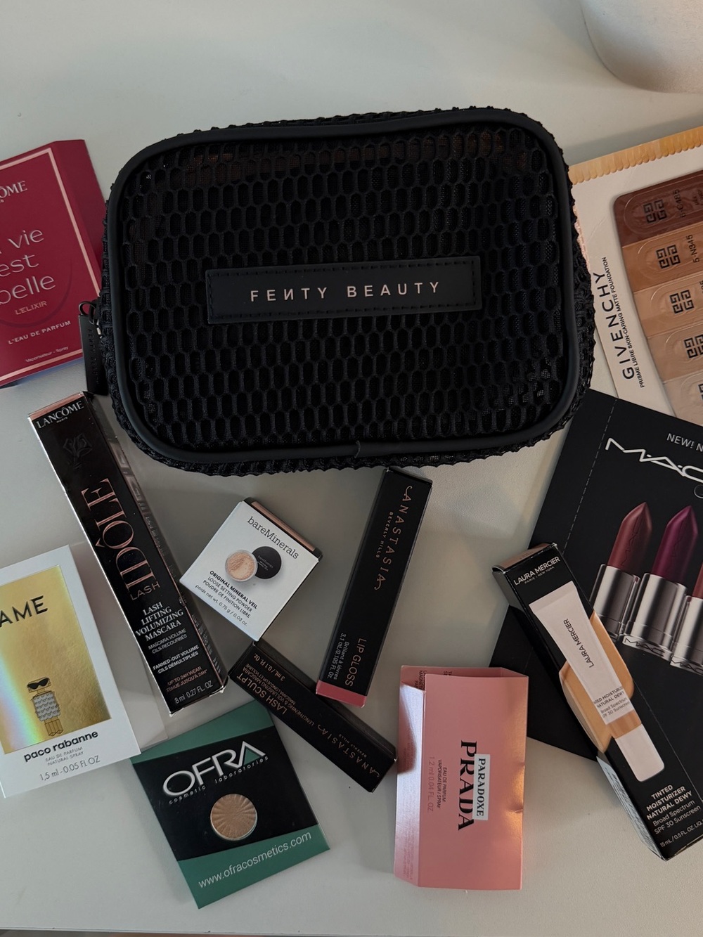 Makeup bundle - Picture 4 of 4